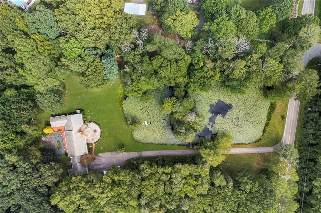 1825 Middle Road - Photo 5