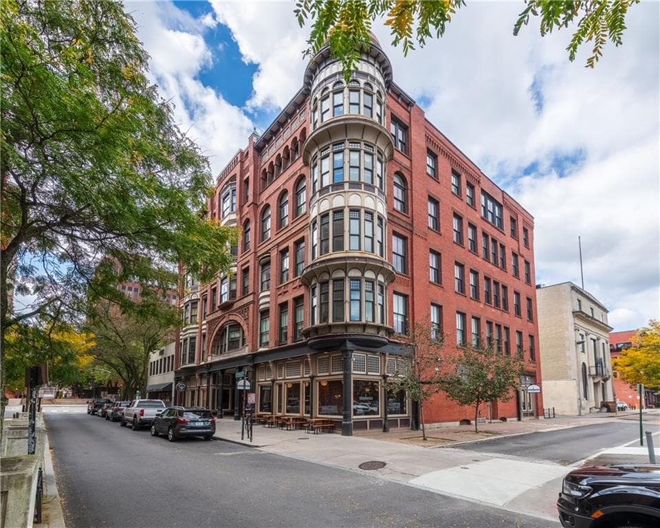 385 Westminster Street #4C