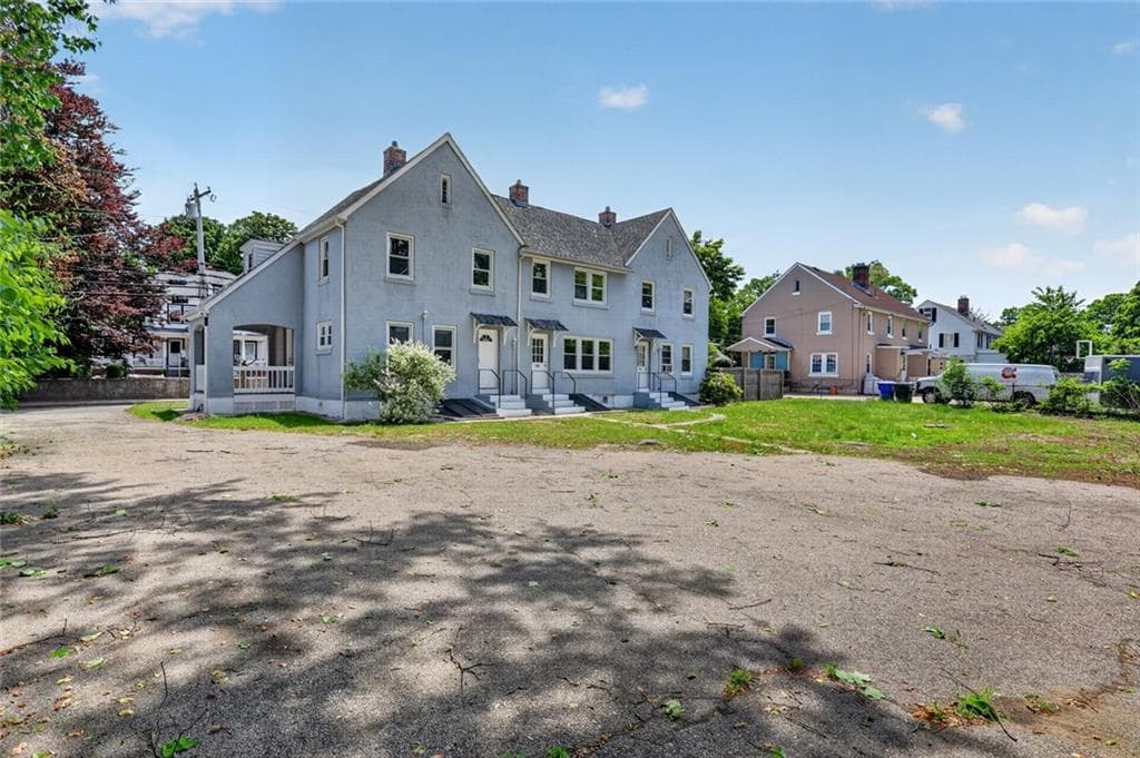 520 Providence Street - Photo 3