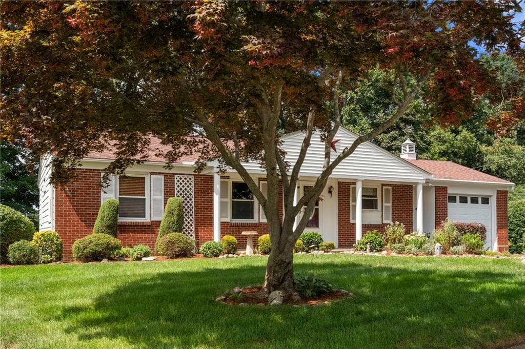 63 Pine Crest Drive - Photo 4