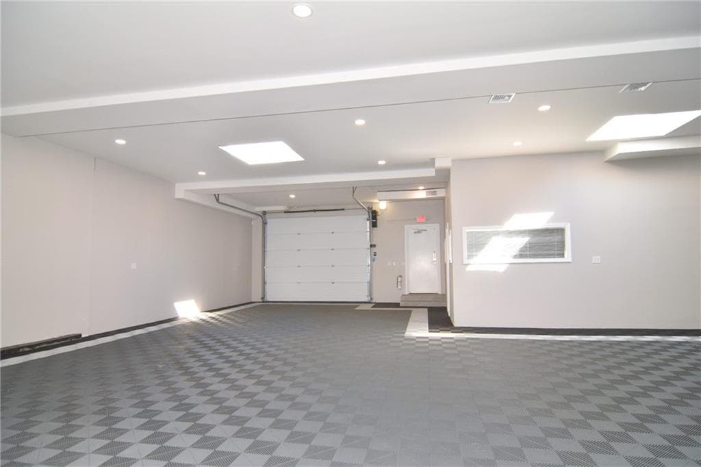 1361 MINERAL SPRING Avenue - Photo 4