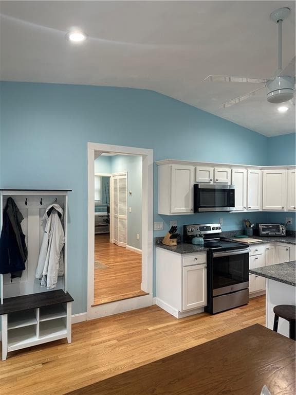 17 Crescent Road - Photo 3