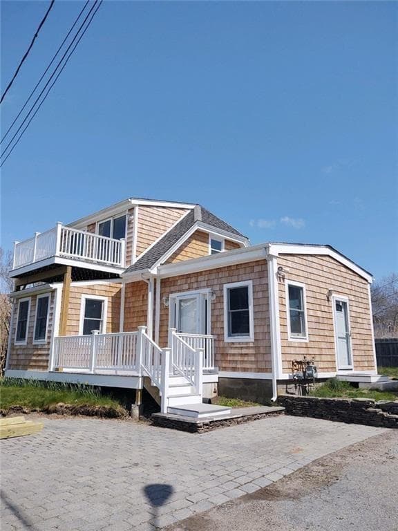 17 Crescent Road