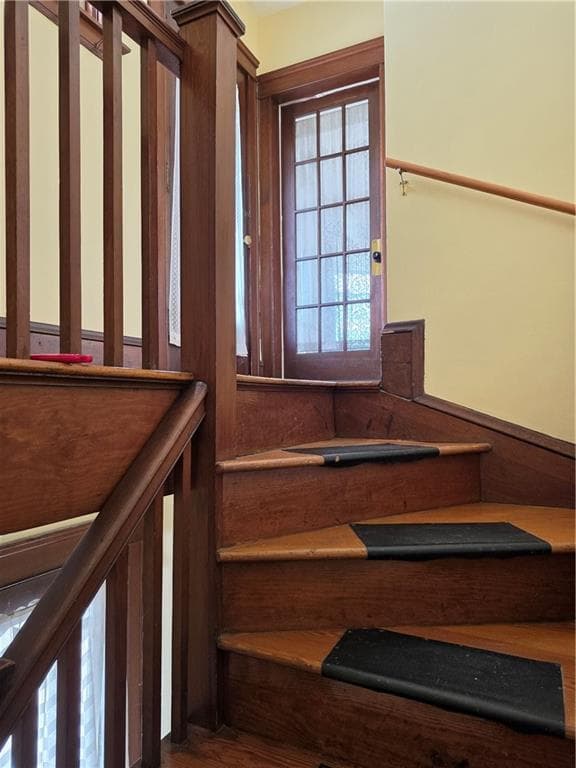 100 South Blossom Street #A - Photo 2