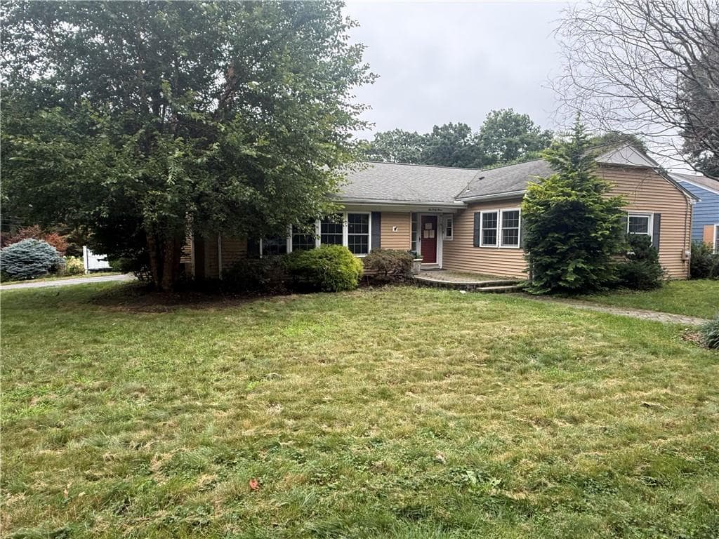 243 Deerfield Road - Photo 2