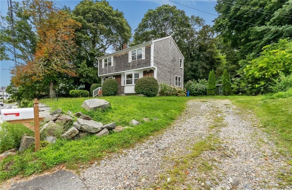 1938 Main Road - Photo 2