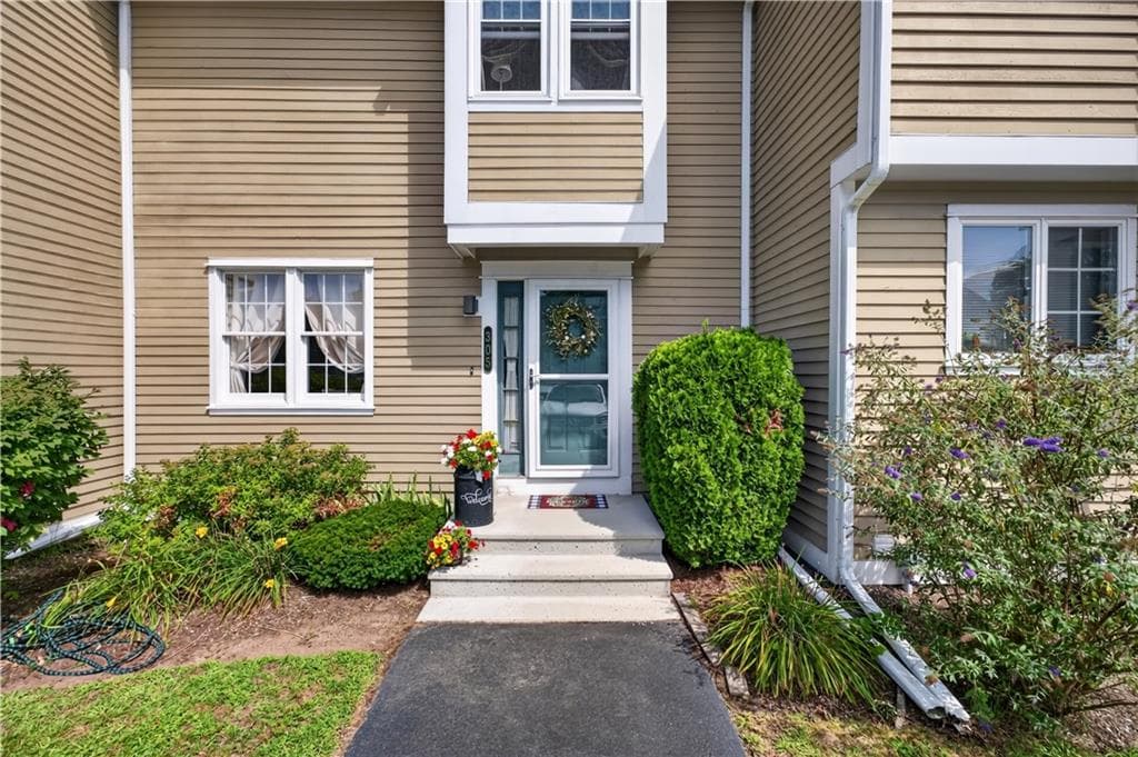 735 Willett Avenue #305