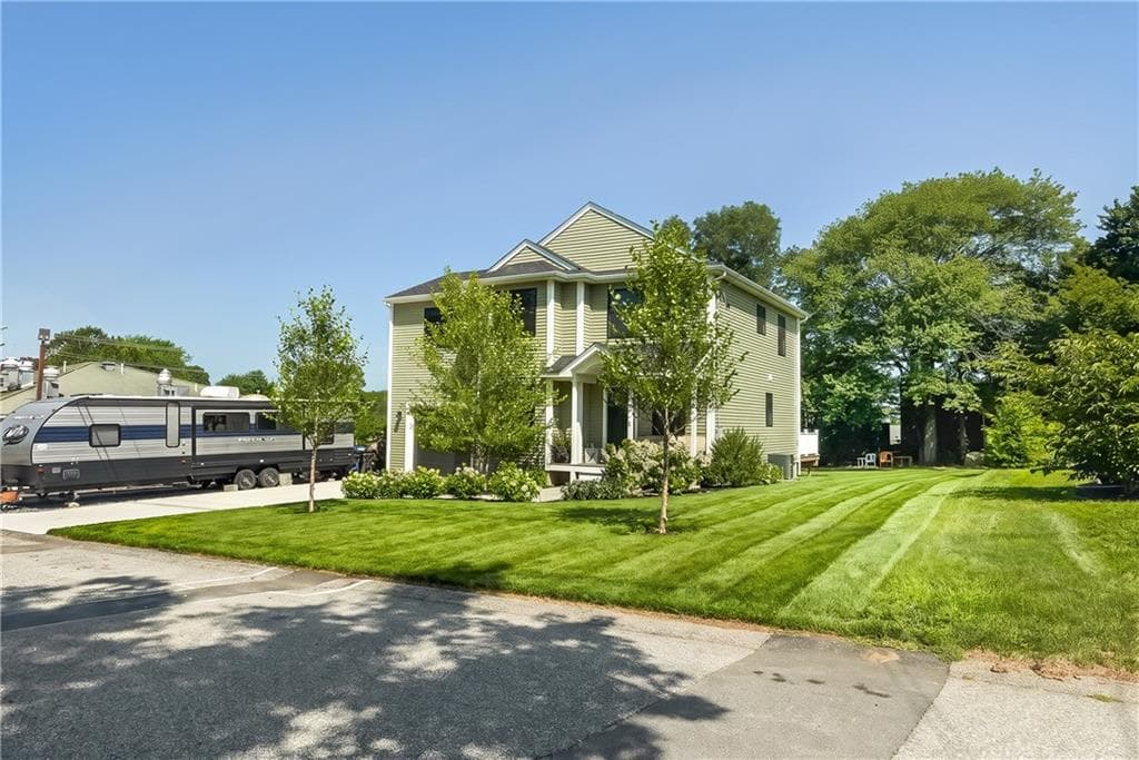 2 Overhill Road - Photo 2