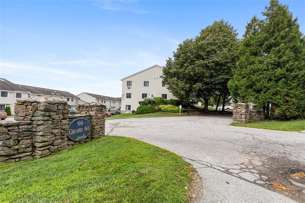 66 Girard Avenue #223 - Photo 4