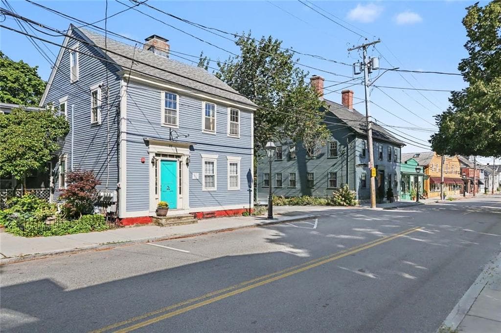 77 Water Street - Photo 2
