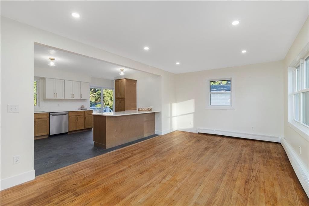 6 Holmes Street - Photo 3