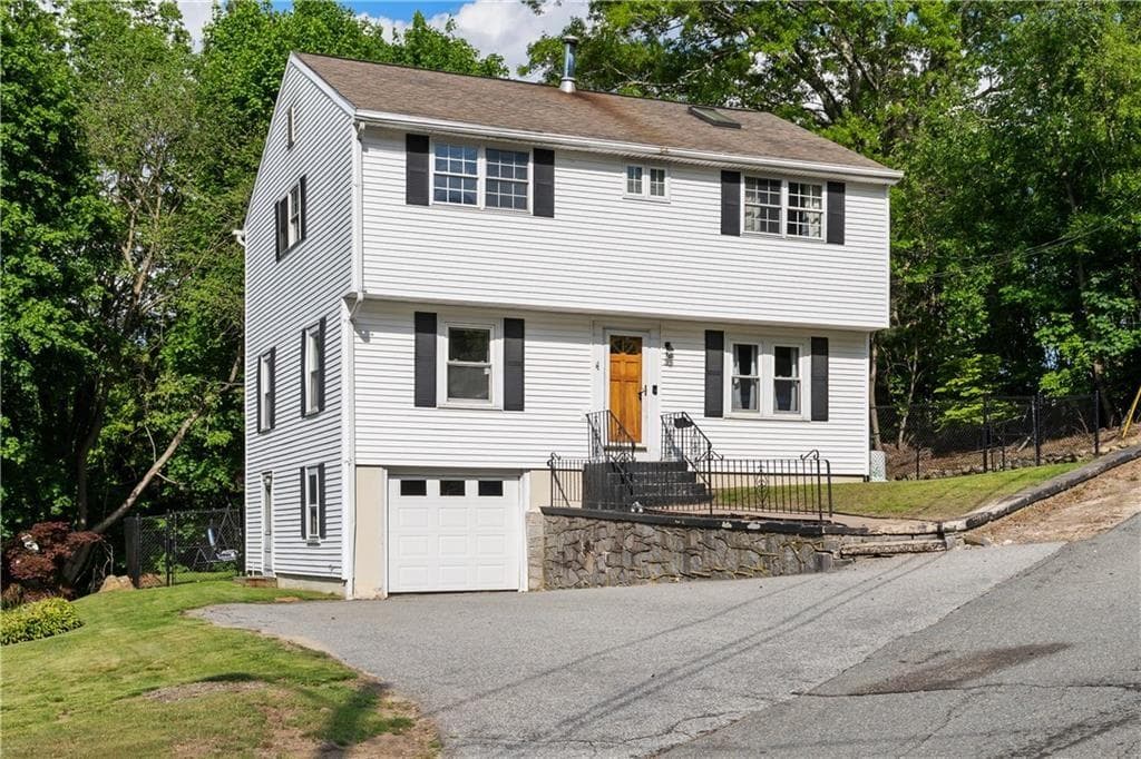 35 Mumford Street - Photo 2