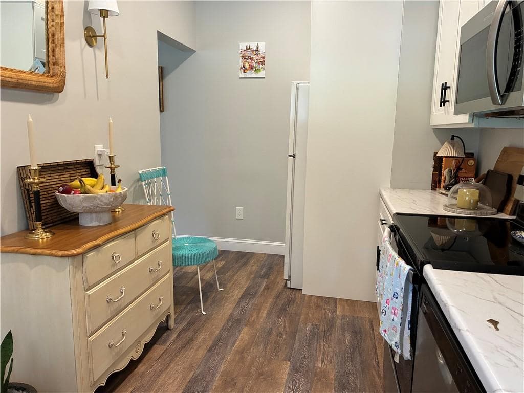 88 Newman Avenue - Photo 2