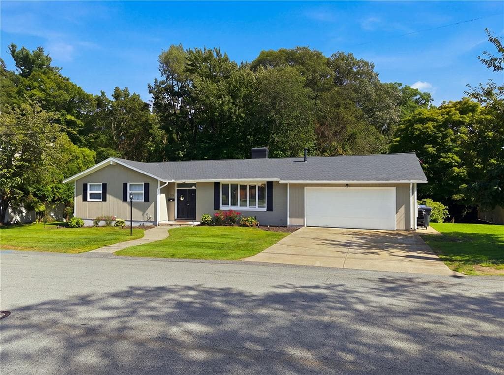 27 West River Parkway - Photo 2