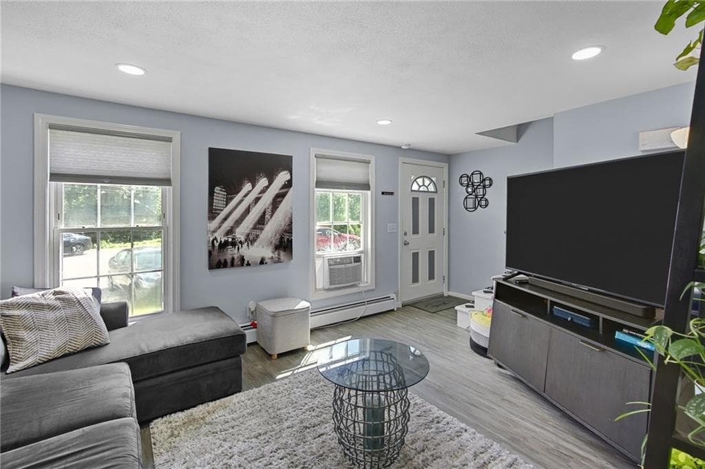 73 Harrison Street - Photo 4