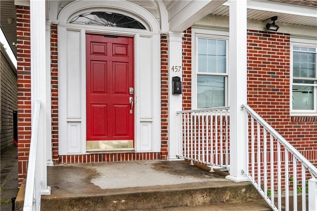 457 Douglas Avenue - Photo 2