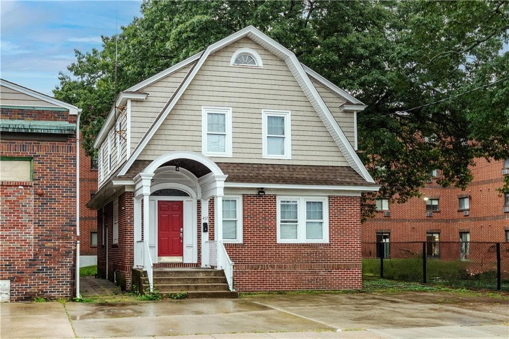 457 Douglas Avenue