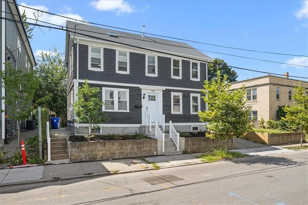 149 Burnside Street - Photo 2