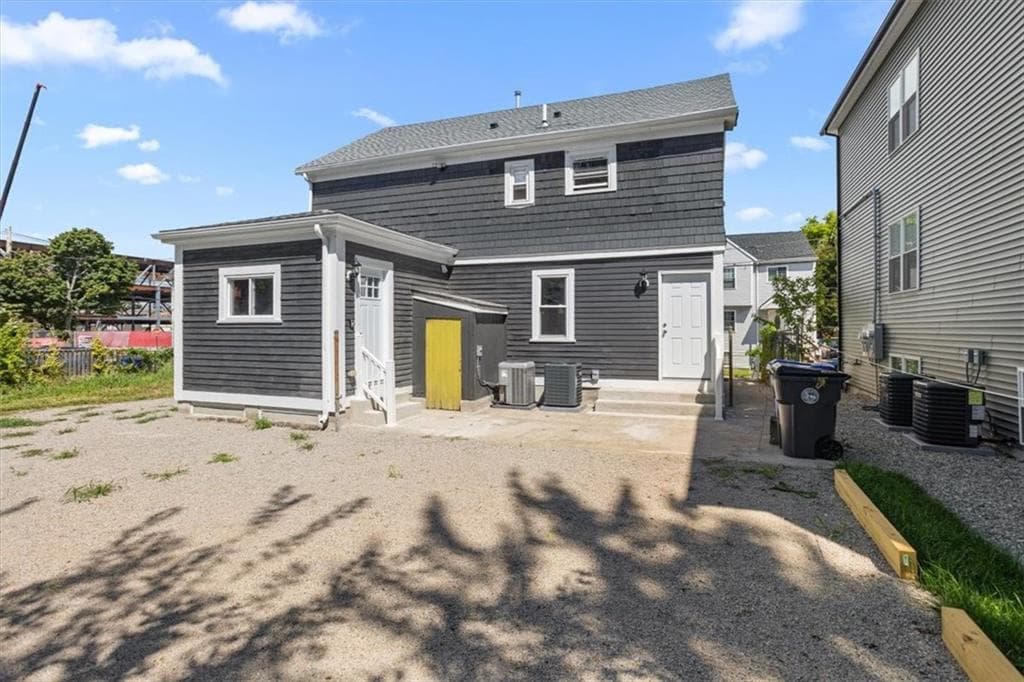149 Burnside Street - Photo 5