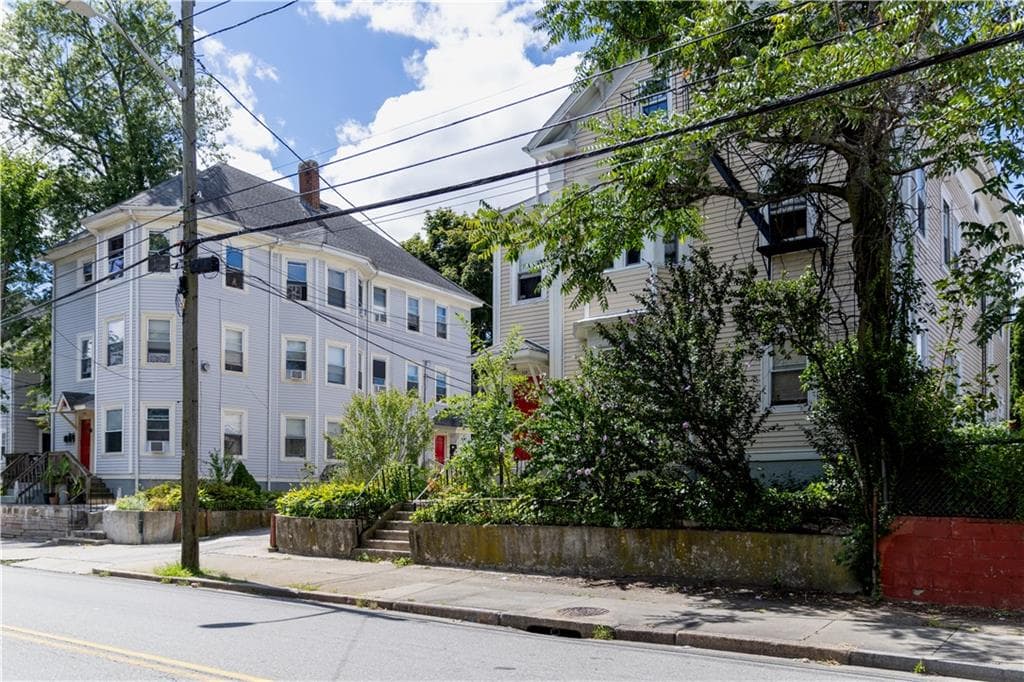 191 Dexter Street - Photo 3