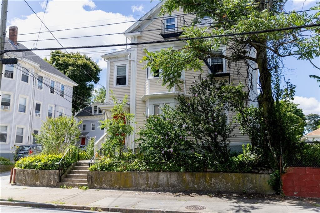 191 Dexter Street - Photo 4