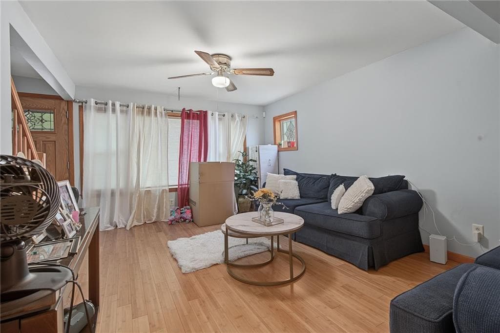 283 front Street - Photo 4