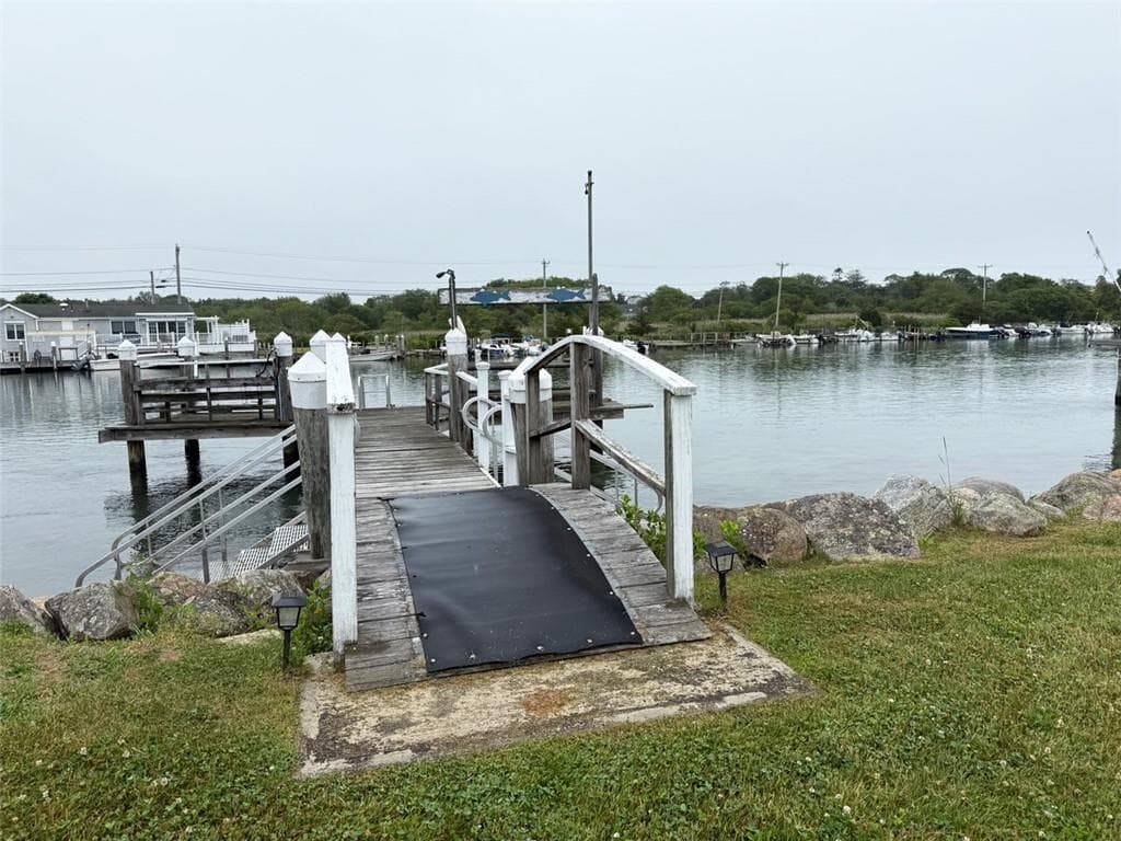 33 BREACH Drive #front - Photo 2