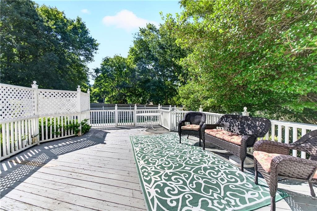 392 Bradford Road - Photo 4