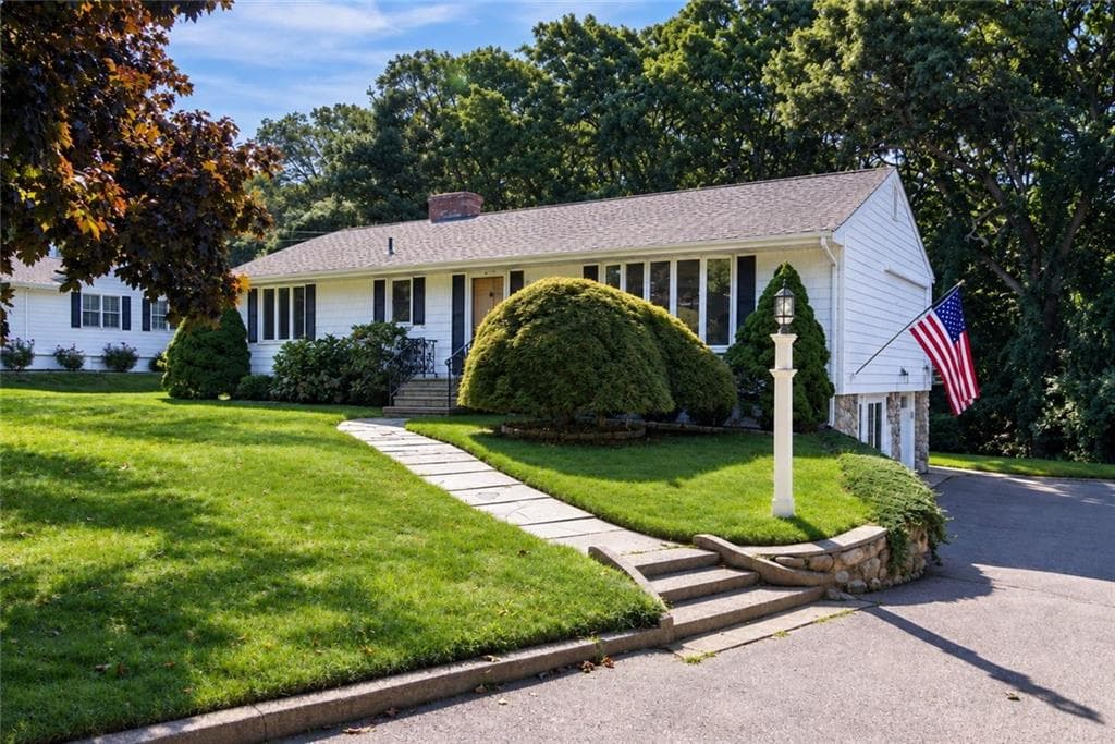24 Sherwood Drive