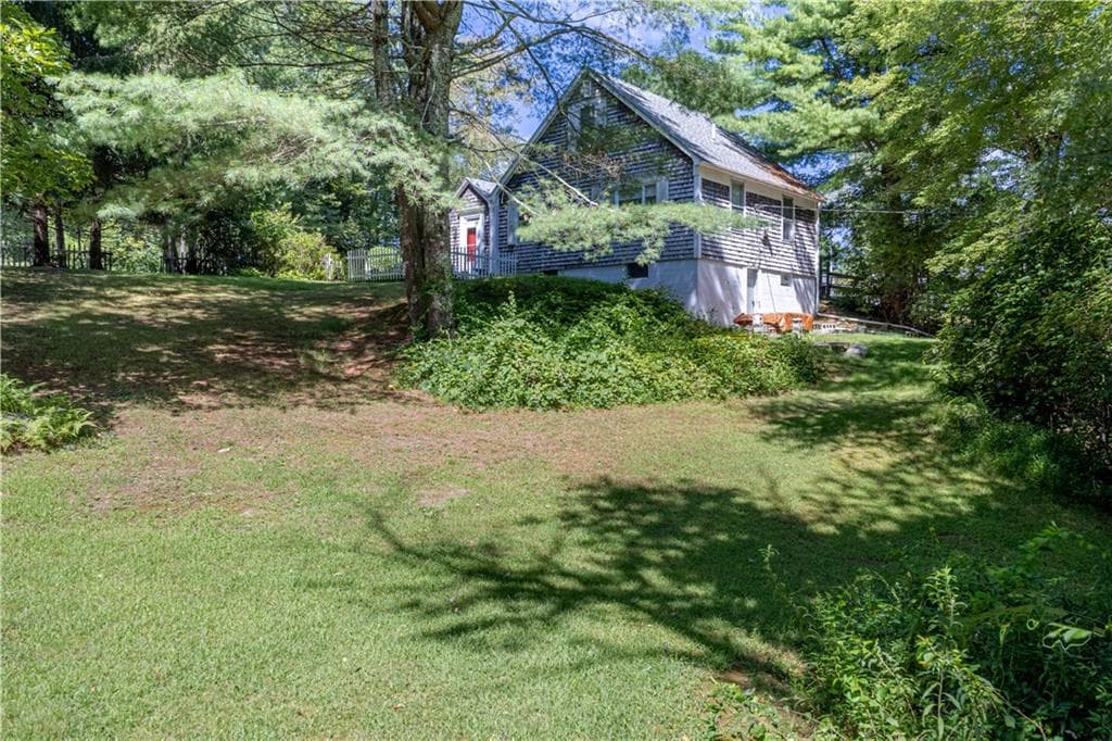 126 Cucumber Hill Road - Photo 5