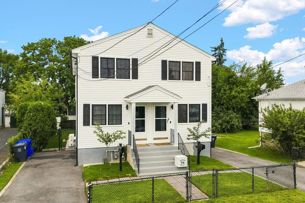 12 Parsons Avenue