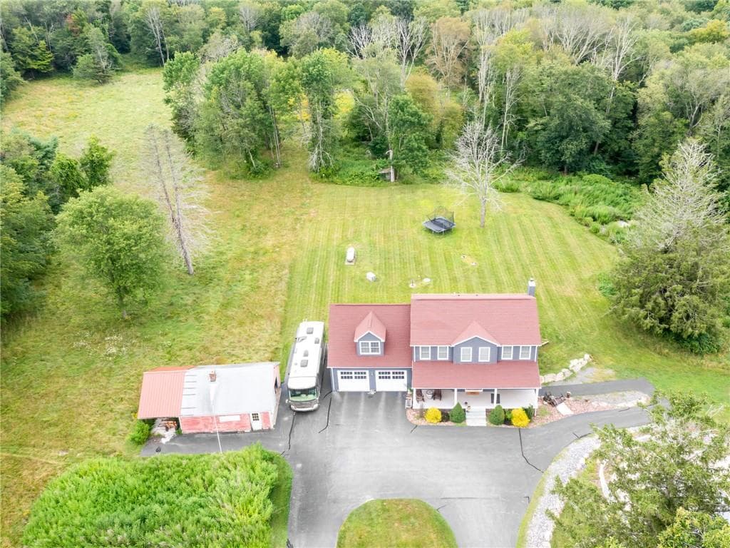 203 Hartford Pike - Photo 3