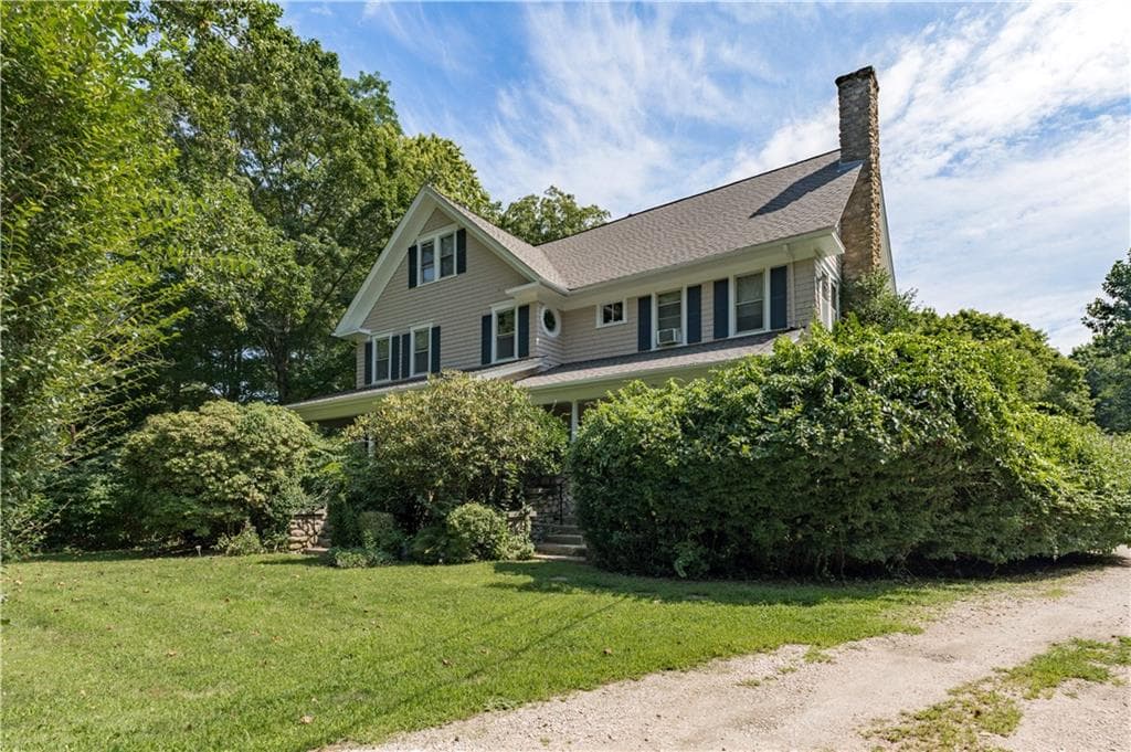 1729 South Road #1 - Photo 3