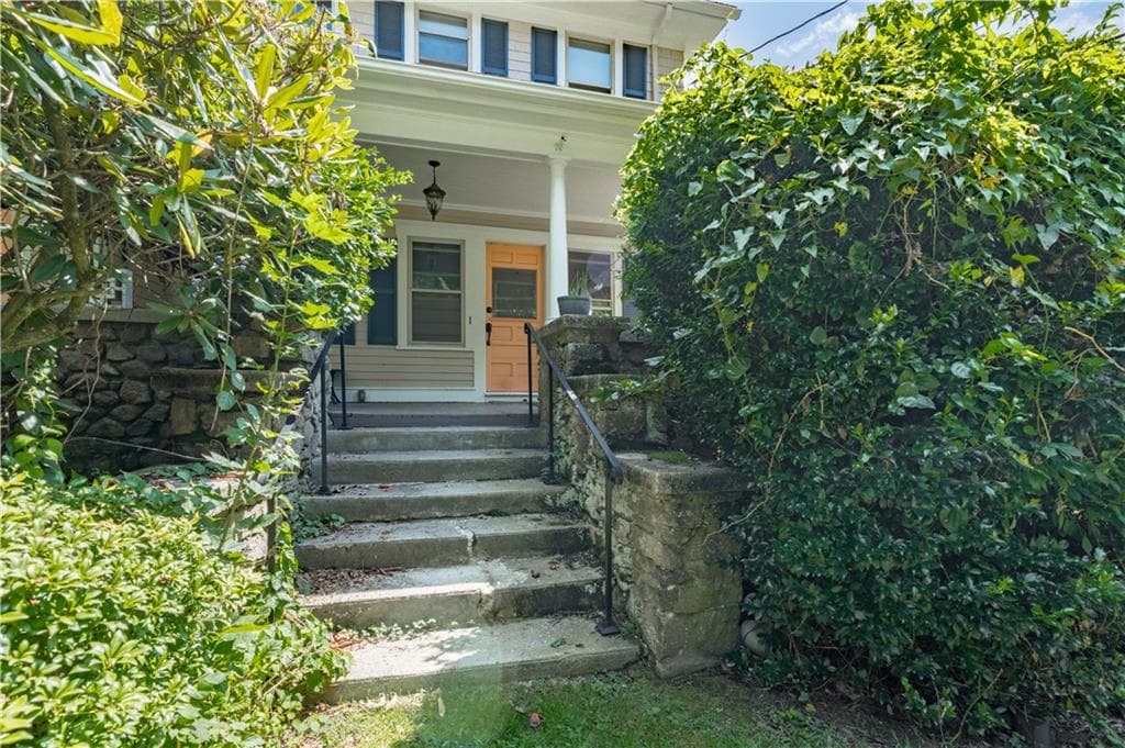 1729 South Road #1 - Photo 4