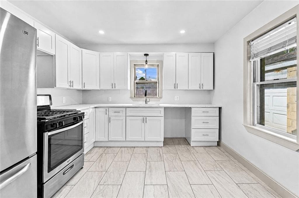 435 Auburn Street - Photo 3