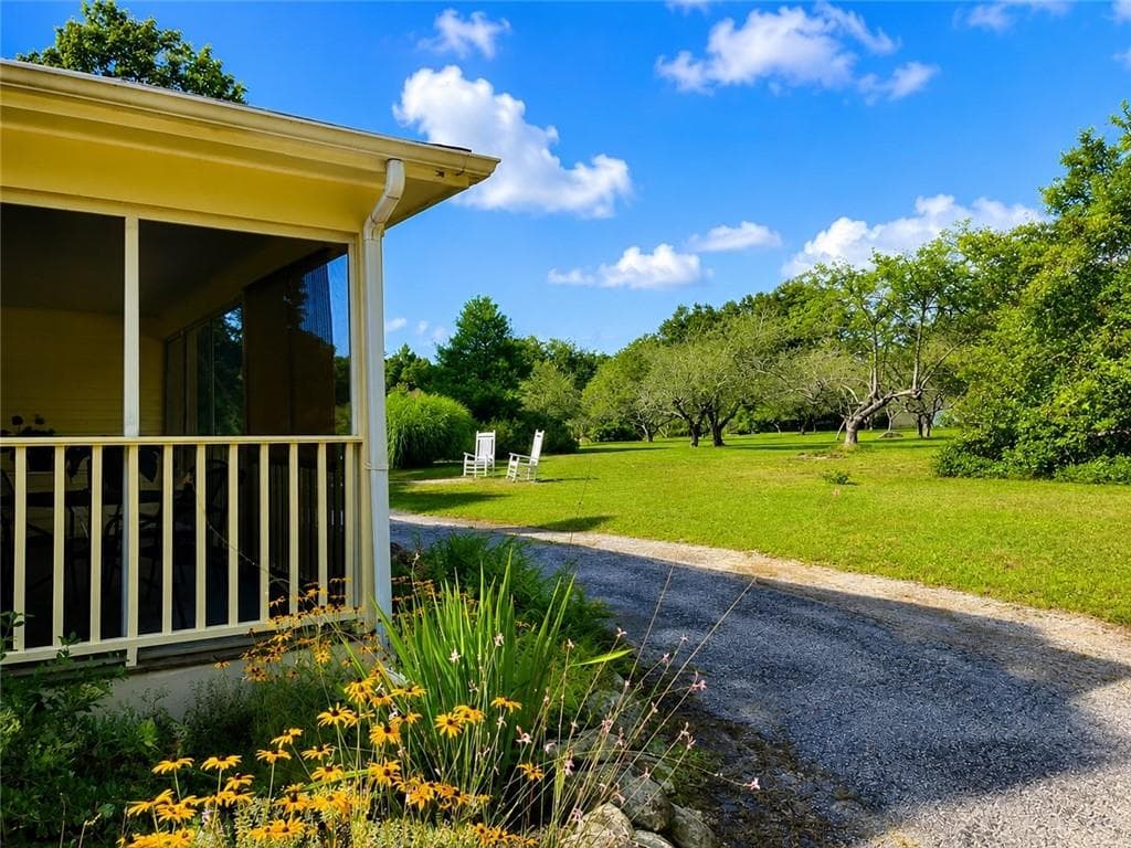808 Ten Rod Road - Photo 2