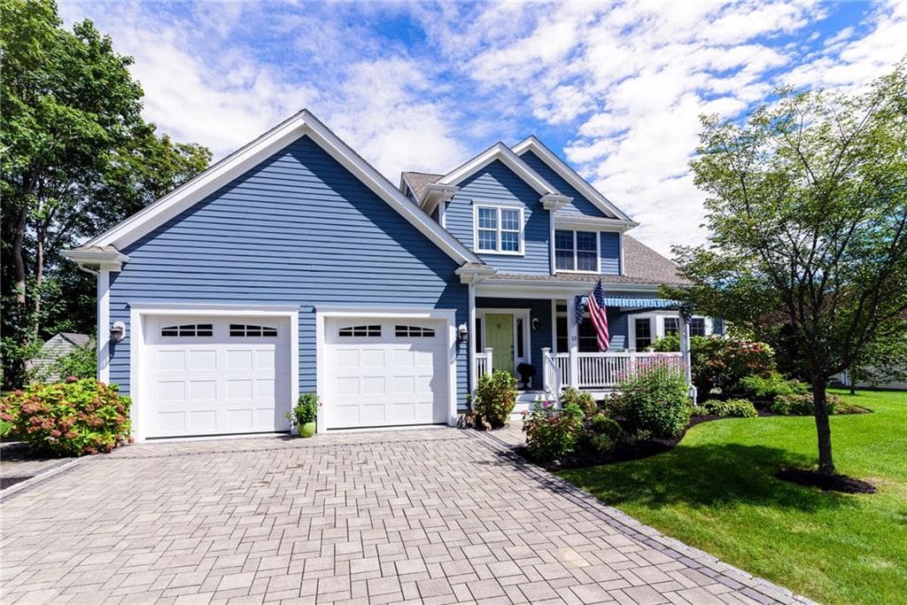 13 Howe Street - Photo 2