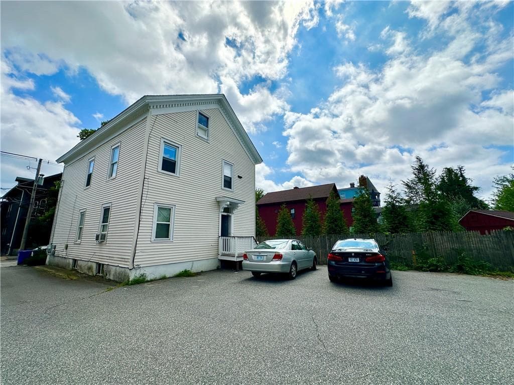 143 Sutton Street - Photo 2