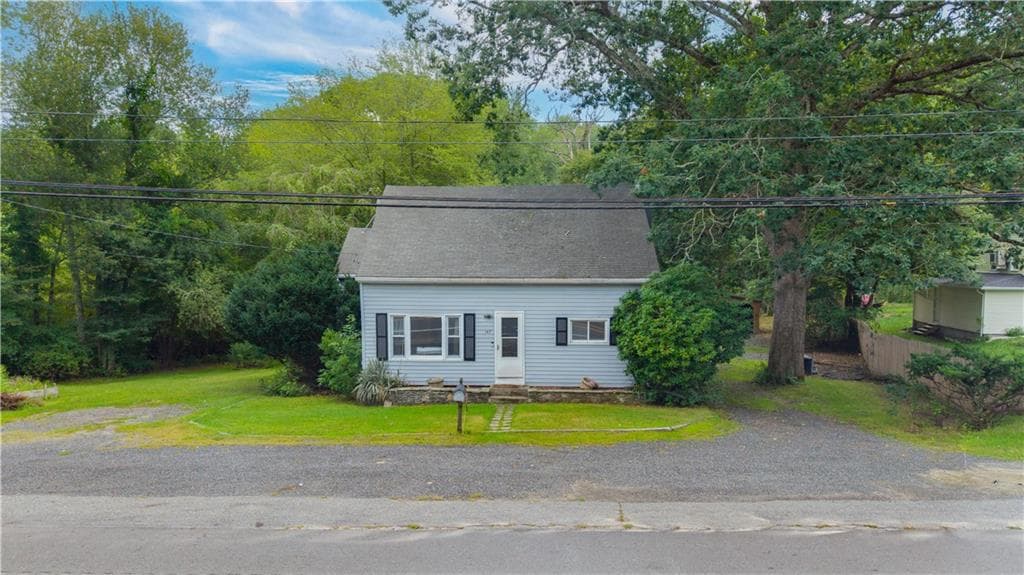 147 Danielson Pike - Photo 1