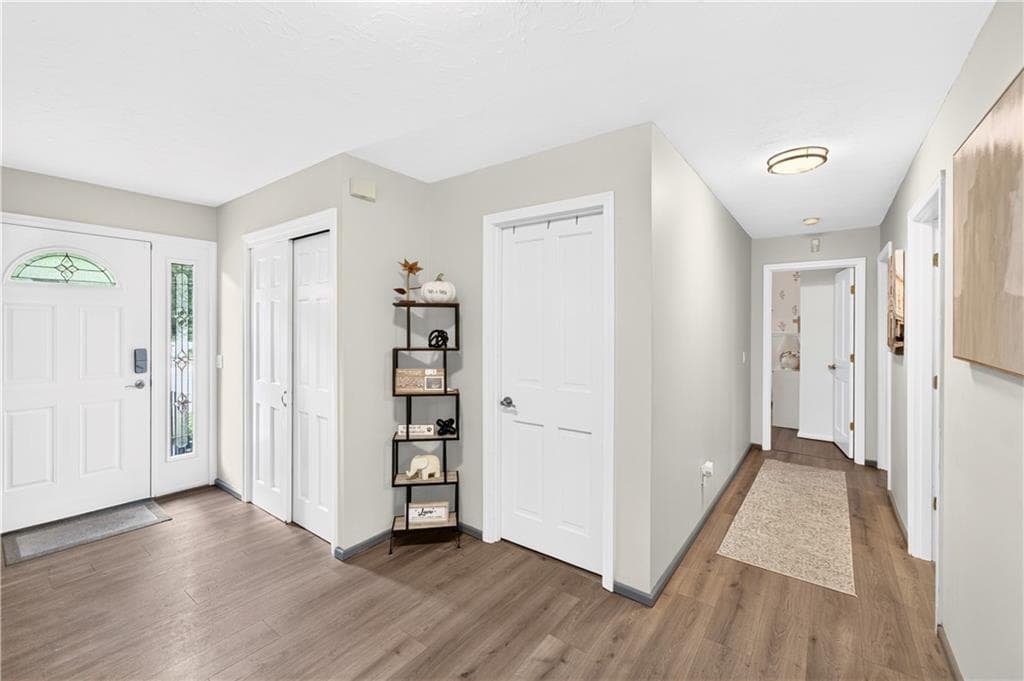 765 Putnam Pike - Photo 4