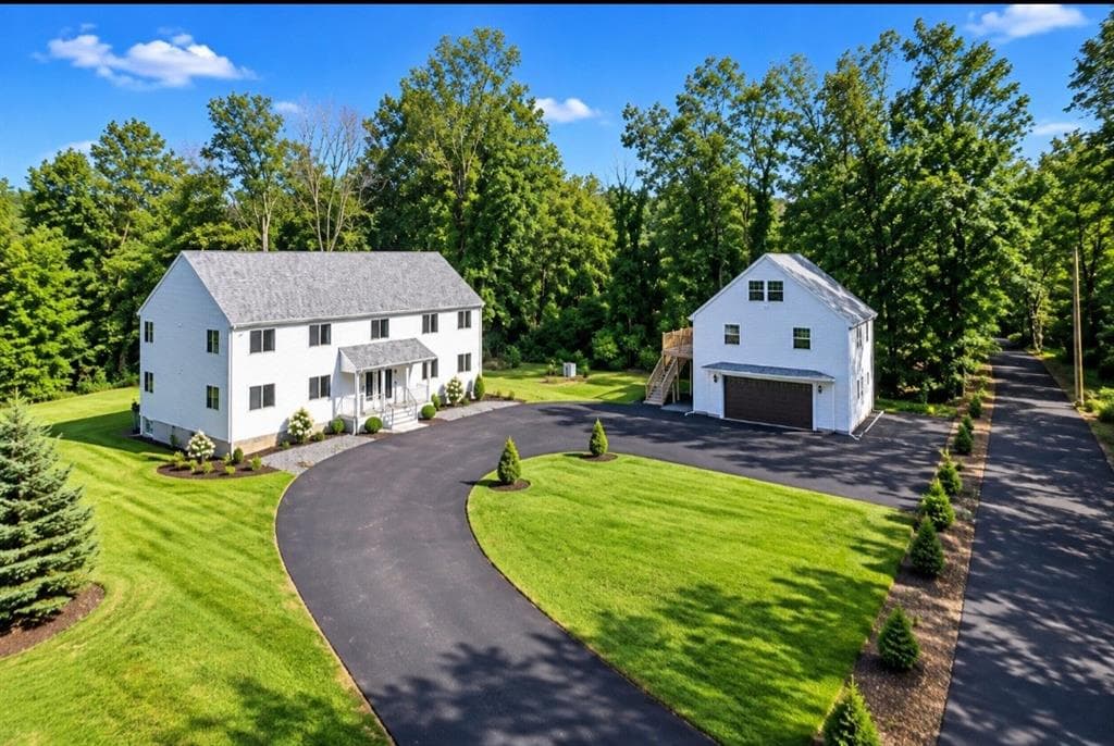 7 Tyring Lane - Photo 1
