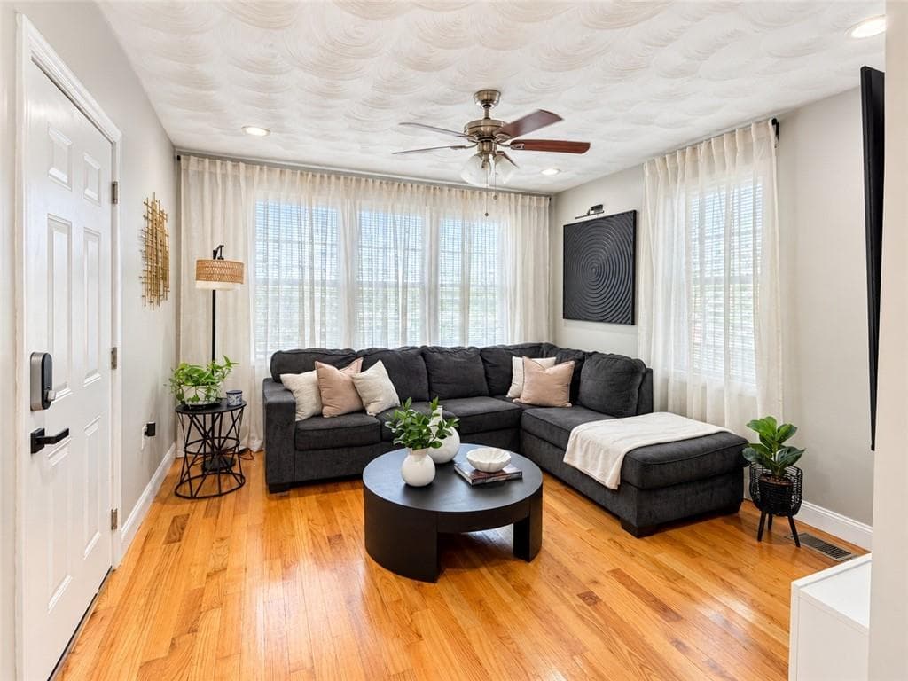 25 Rutland Street - Photo 3