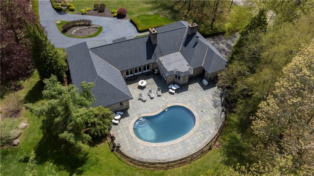 136 White Birch Circle - Photo 2