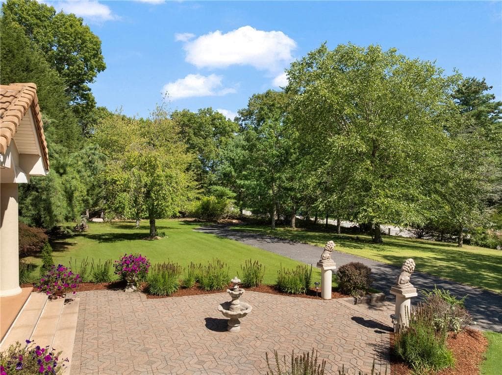 22 Brook View Drive - Photo 5