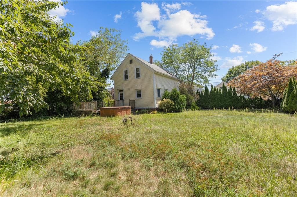 217 Bay View Avenue - Photo 2