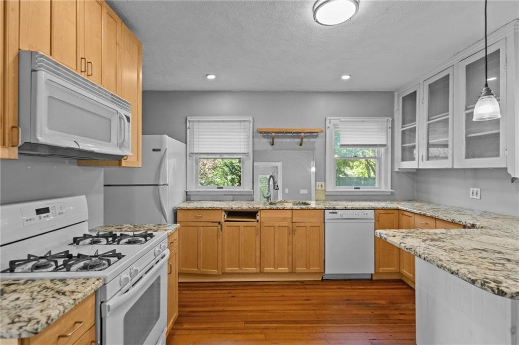 217 Bay View Avenue - Photo 4