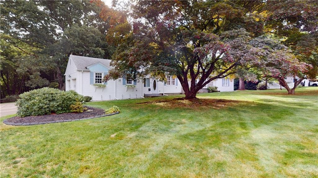 96 Paterson Avenue - Photo 2