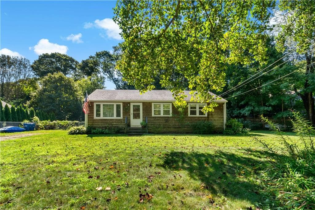 430 Pond Street - Photo 2