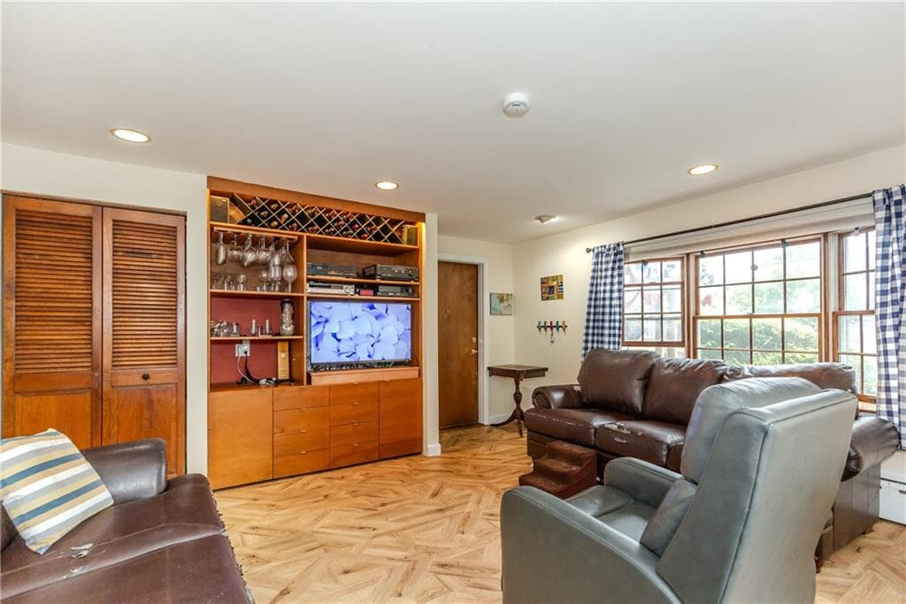 80 Briarwood Avenue - Photo 4