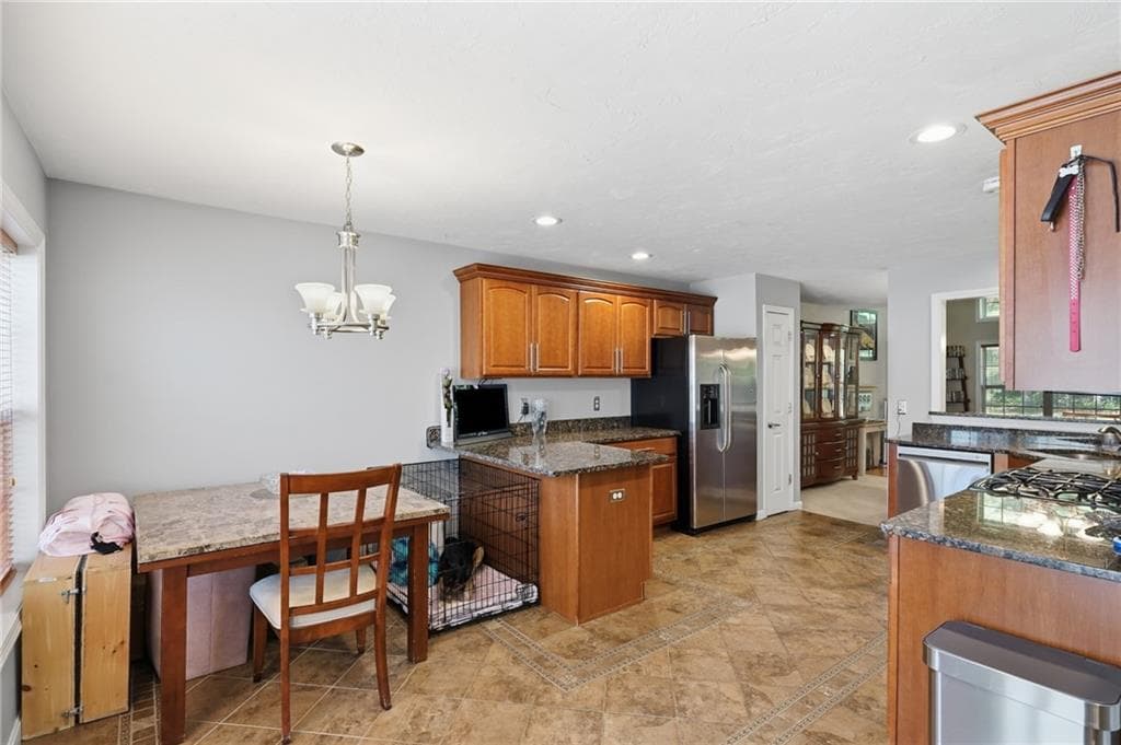24 Silver Pines Boulevard - Photo 5